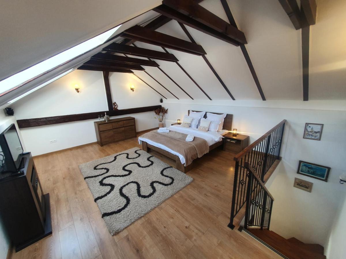 Casa De Vacanta Ayan Hărman 外观 照片