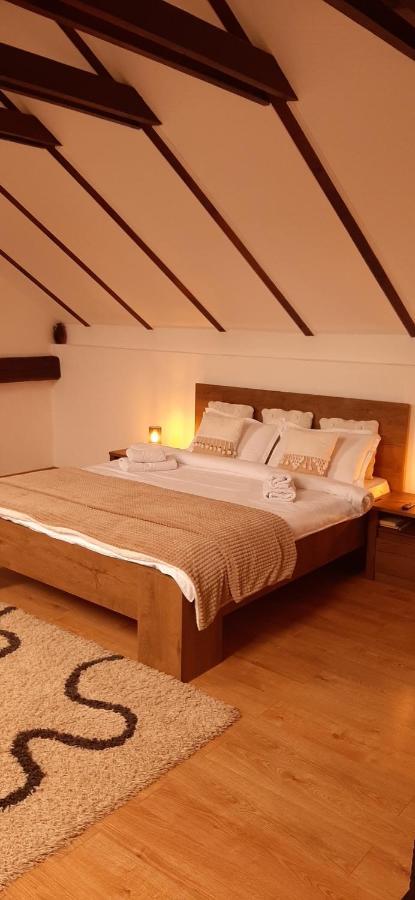Casa De Vacanta Ayan Hărman 外观 照片