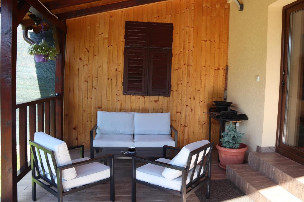 Casa De Vacanta Ayan Hărman 外观 照片