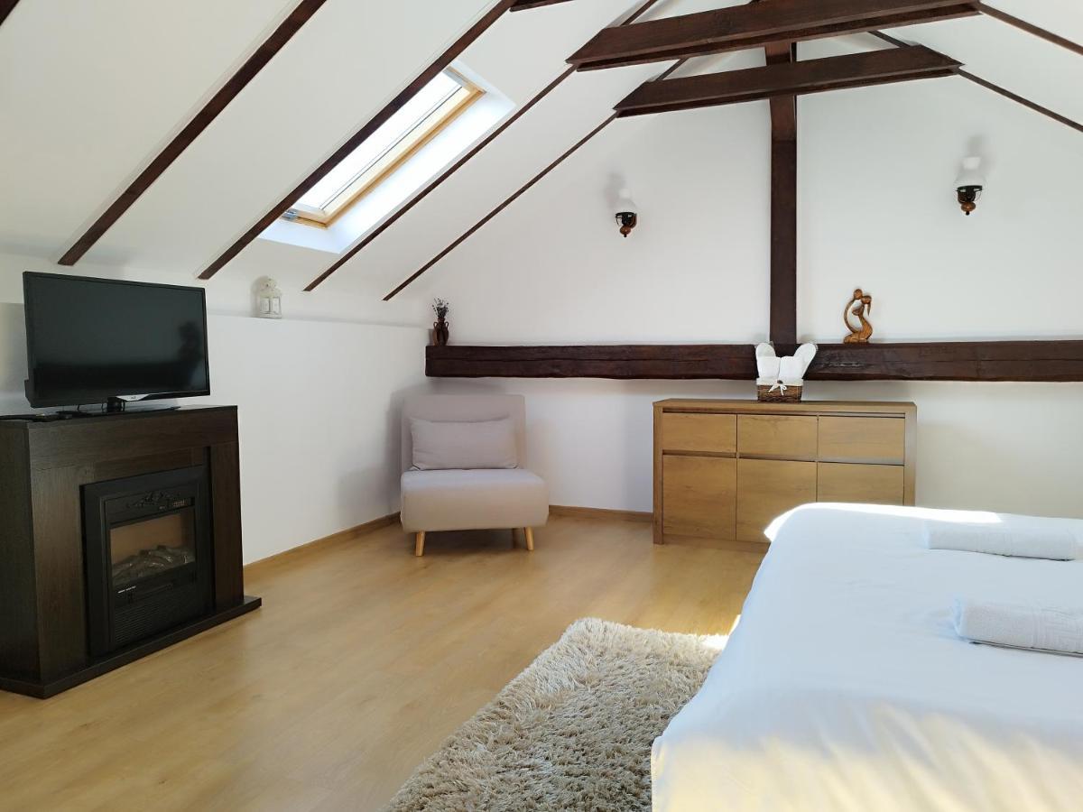 Casa De Vacanta Ayan Hărman 外观 照片